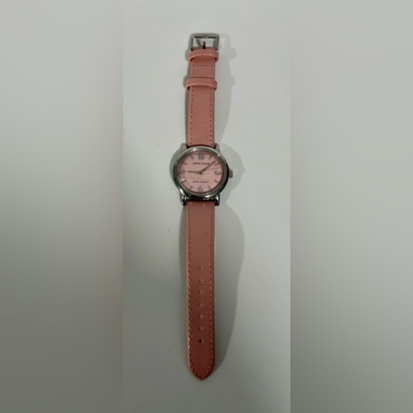 Anne Klein‎ Womens Watch 38mm Oval Dial Pink Leather needs new Battery - Picture 9 of 10